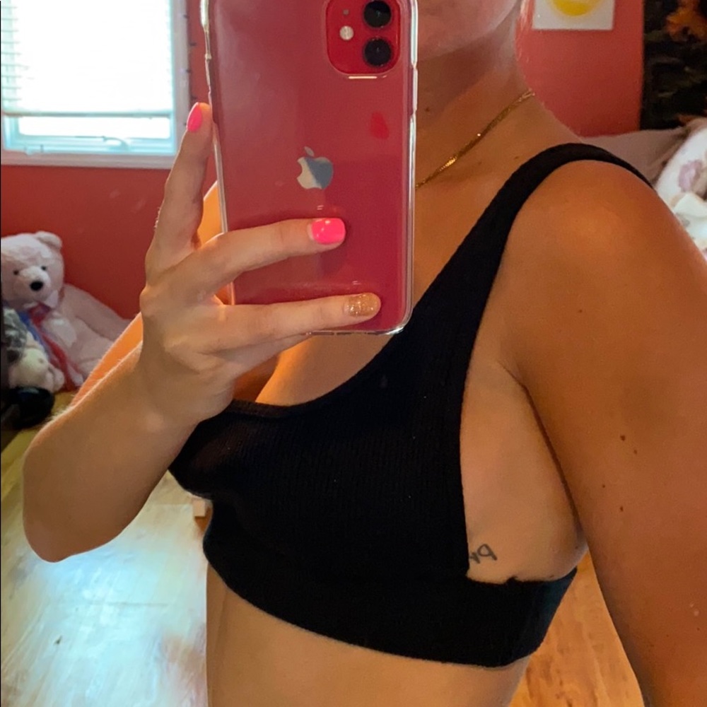 Roxanne Black Ribbed Crop Top